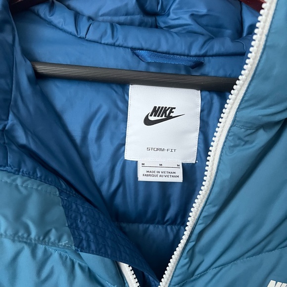 Nike blue puffer - Picture 2 of 3